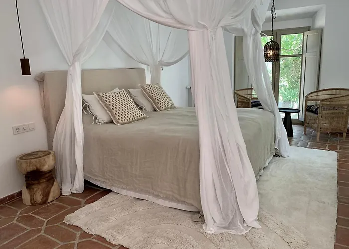 Villa La Marquesa - Luxury In